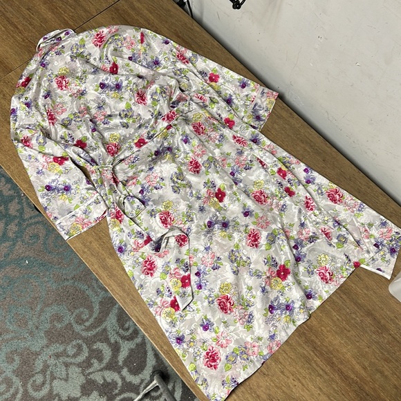 Victoria’s Secret great shape vintage gold label nighty robe matching set - Picture 11 of 15